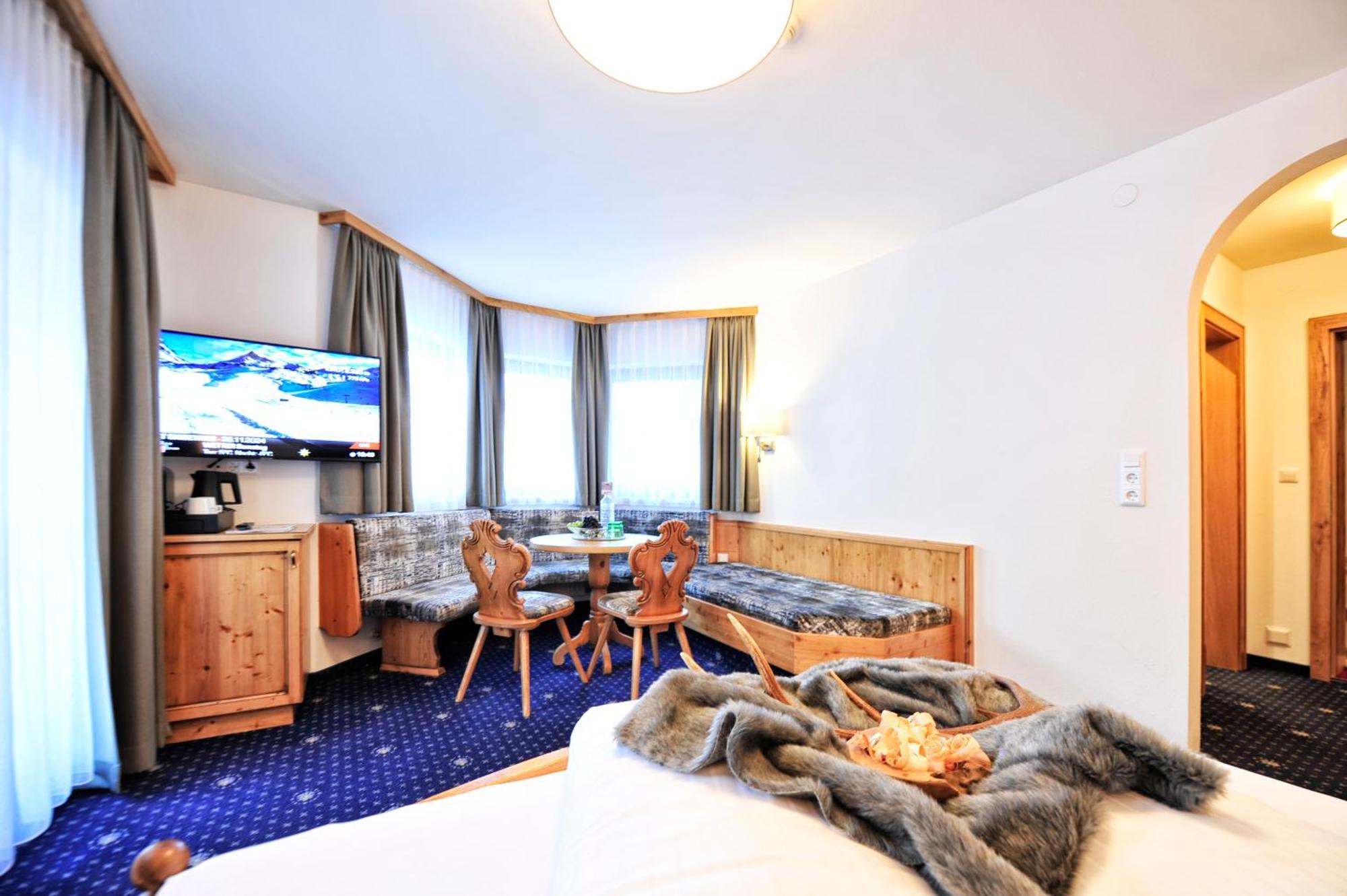 Hotel Garni Bellevue Ишгль Экстерьер фото