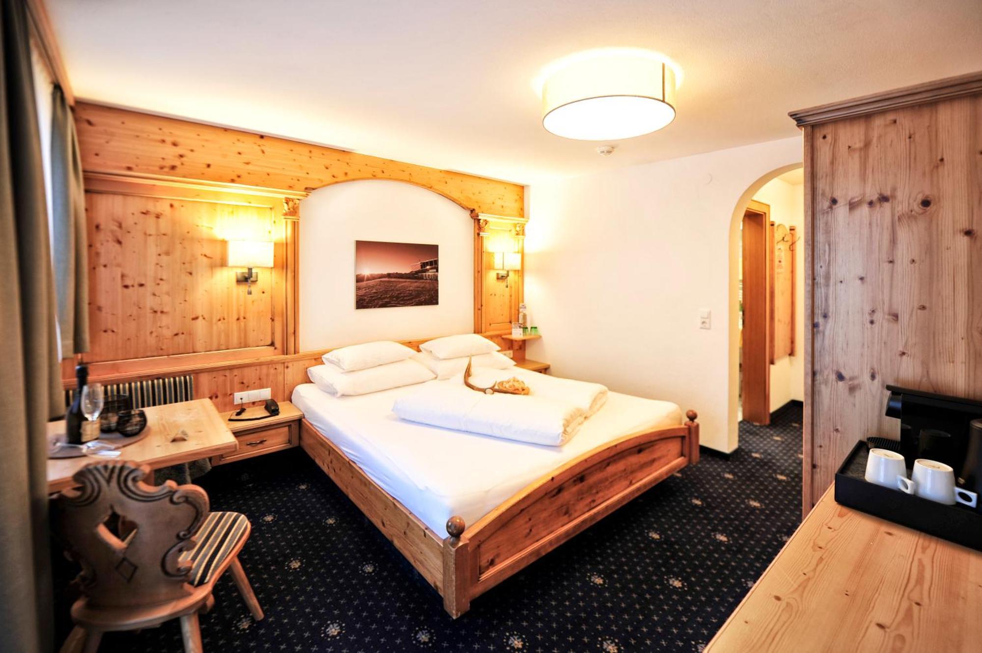 Hotel Garni Bellevue Ишгль Экстерьер фото