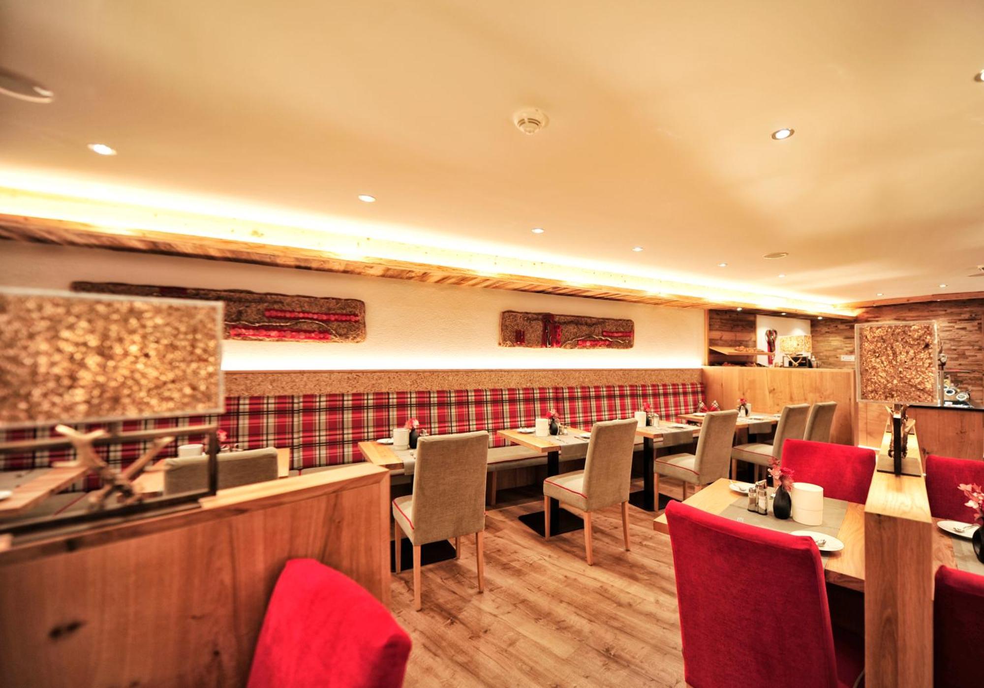 Hotel Garni Bellevue Ишгль Экстерьер фото